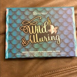 Bh cosmetics Wild & Alluring eyeshadow palette